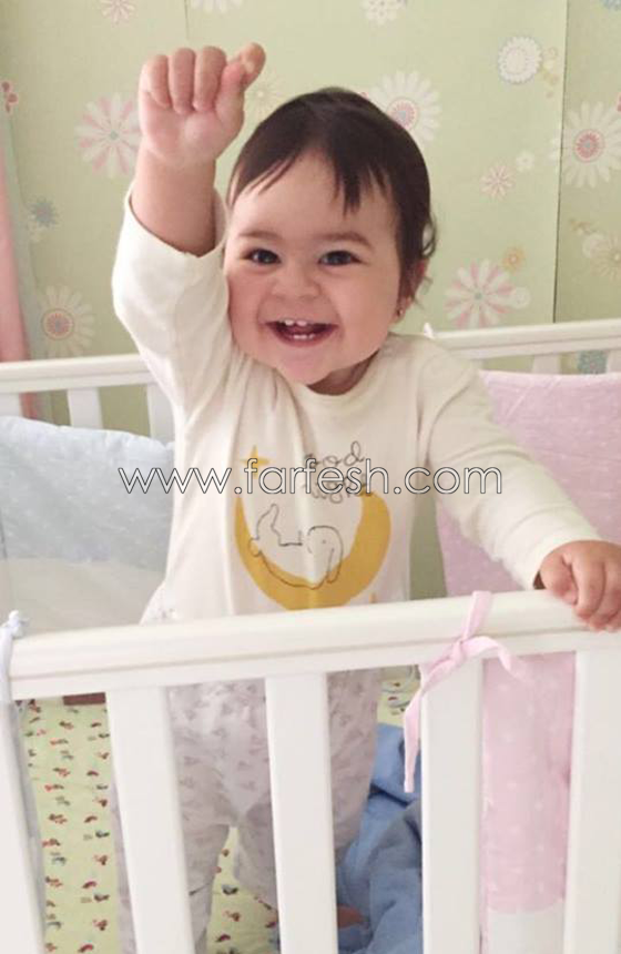 كارول سماحة تعايد ابنتها تالا في عيد ميلادها الأول بكلمات مؤثرة وكعكة وردية صورة رقم 8 كارول سماحة تعايد ابنتها تالا في عيد ميلادها الأول بكلمات مؤثرة وكعكة وردية صورة رقم 8