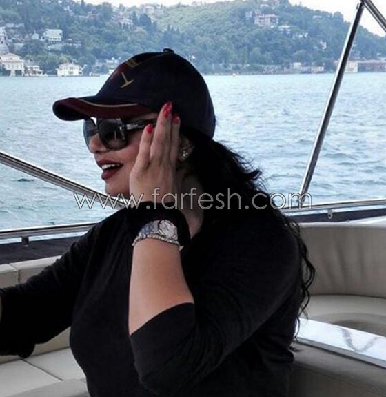 الإعلامية فاديا الطويل تجري عملية استئصال ورم دماغي.. صور صورة رقم 5