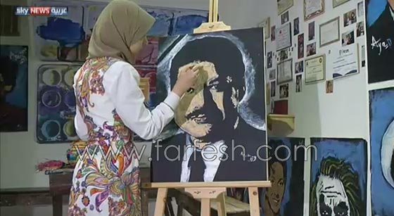 غرائب الفنانين: طالبة مصرية تبدع برسم لوحاتها ثم تأكلها! صورة رقم 8 غرائب الفنانين: طالبة مصرية تبدع برسم لوحاتها ثم تأكلها! صورة رقم 8