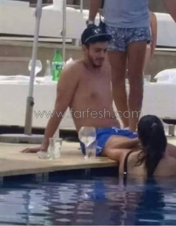 صورة سعد المجرد في مشهد حميم مع فتاة في حمام السباحة صورة رقم 1 صورة سعد المجرد في مشهد حميم مع فتاة في حمام السباحة صورة رقم 1