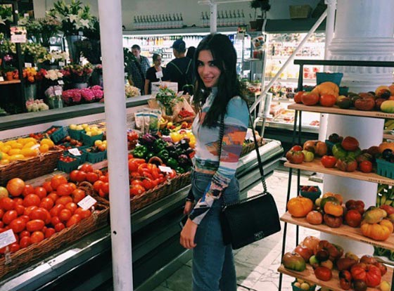 فيديو كليب جديد للنجمة الإنكليزية Dua Lipa صورة رقم 4 فيديو كليب جديد للنجمة الإنكليزية Dua Lipa صورة رقم 4