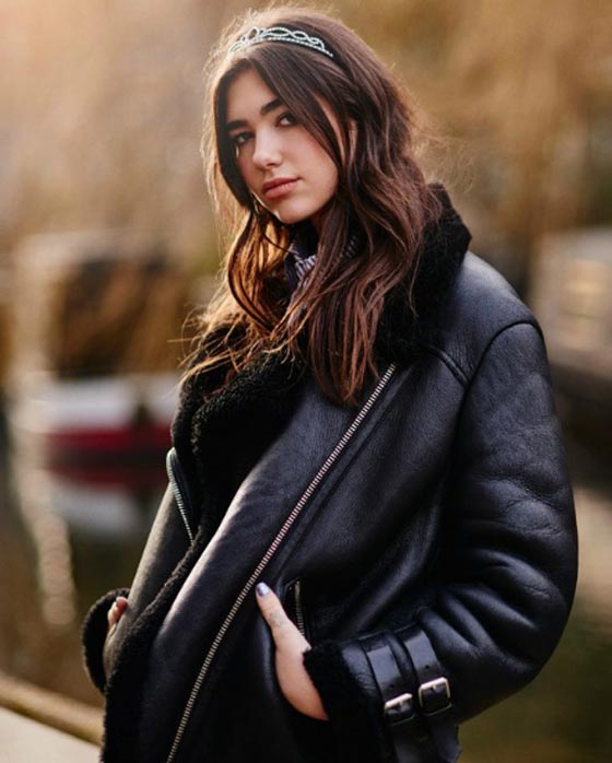 فيديو كليب جديد للنجمة الإنكليزية Dua Lipa صورة رقم 6 فيديو كليب جديد للنجمة الإنكليزية Dua Lipa صورة رقم 6