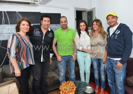 صور زوجة هاني رمزي قبل وبعد خسارة الوزن الزائد: اطلالة خطفت الأنظار صورة رقم 3 صور زوجة هاني رمزي قبل وبعد خسارة الوزن الزائد: اطلالة خطفت الأنظار صورة رقم 3