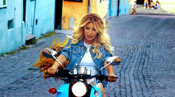  فيديو اغنية نوال الزغبي (عم بحكي مع حالي) تظهر قدراتها التمثيلية صورة رقم 10