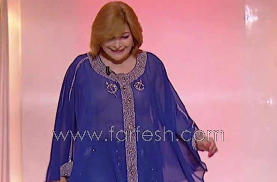 فيديو فنانة تونسية تثير موجة انتقادات لارتدائها ملابس شفافة جداً صورة رقم 2 فيديو فنانة تونسية تثير موجة انتقادات لارتدائها ملابس شفافة جداً صورة رقم 2