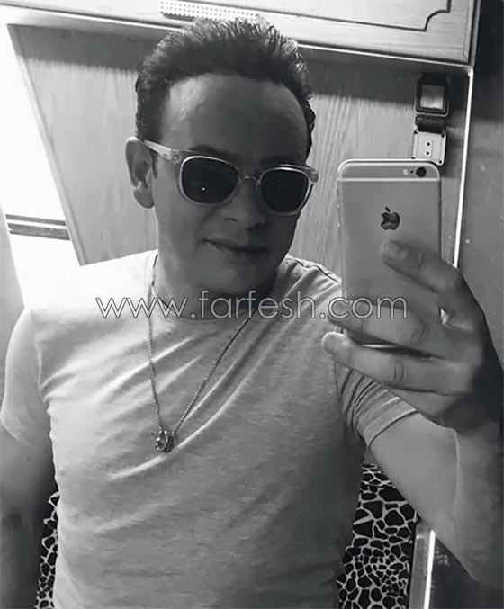 صور مصطفى قمر مع ابنه الفنان الشاب.. تعرّف عليه صورة رقم 2 صور مصطفى قمر مع ابنه الفنان الشاب.. تعرّف عليه صورة رقم 2