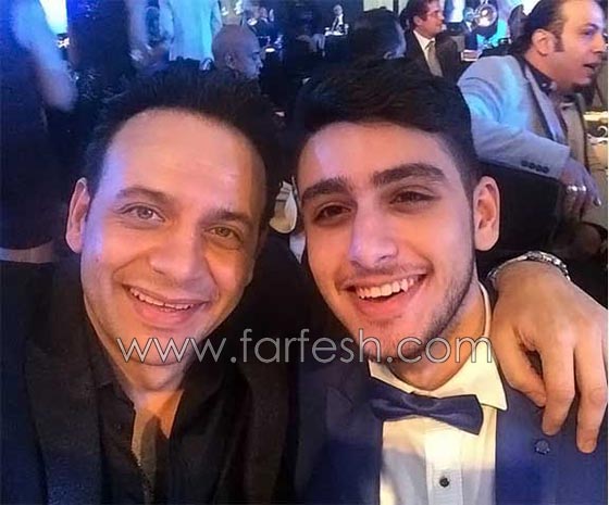 صور مصطفى قمر مع ابنه الفنان الشاب.. تعرّف عليه صورة رقم 7 صور مصطفى قمر مع ابنه الفنان الشاب.. تعرّف عليه صورة رقم 7