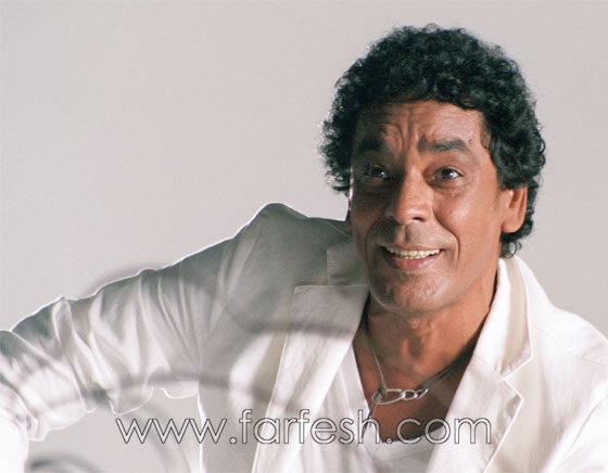 فيديو محمد منير يتنبأ بنجاح الهضبة عمرو دياب في لقاء قديم صورة رقم 4 فيديو محمد منير يتنبأ بنجاح الهضبة عمرو دياب في لقاء قديم صورة رقم 4