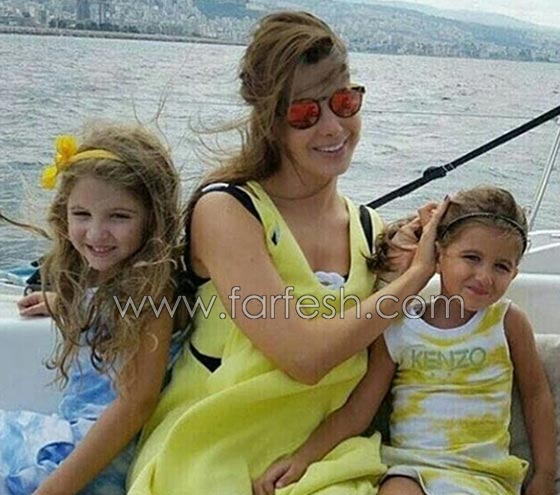 صور مضحكة واخرى تفيض محبة للنجوم مع اولادهم صورة رقم 9 صور مضحكة واخرى تفيض محبة للنجوم مع اولادهم صورة رقم 9