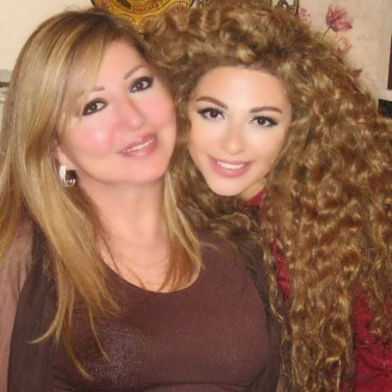 صور امهات فنانات أبهرن الجمهور بجمالهن: ام نانسي، منى، هنا وميريام صورة رقم 6 صور امهات فنانات أبهرن الجمهور بجمالهن: ام نانسي، منى، هنا وميريام صورة رقم 6
