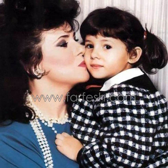 صور دنيا وايمي سمير غانم في سن الطفولة.. 10 لقطات تجسد البراءة صورة رقم 6 صور دنيا وايمي سمير غانم في سن الطفولة.. 10 لقطات تجسد البراءة صورة رقم 6