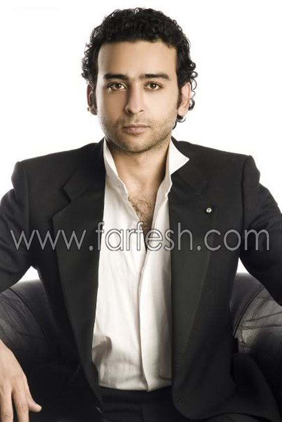 هل يهرب احمد عز من مصر بعد الحكم عليه بالسجن؟ صورة رقم 3 هل يهرب احمد عز من مصر بعد الحكم عليه بالسجن؟ صورة رقم 3
