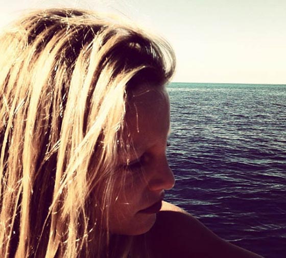 صور تامر هجرس مع زوجته ميرال وابنتيه الجميلتين تمارا وتالا صورة رقم 15 صور تامر هجرس مع زوجته ميرال وابنتيه الجميلتين تمارا وتالا صورة رقم 15