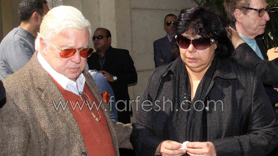 صور: فنانين حزنوا لفراق أغلى الأحباب: فقدوا ابناءهم او زوجاتهم صورة رقم 8 صور: فنانين حزنوا لفراق أغلى الأحباب: فقدوا ابناءهم او زوجاتهم صورة رقم 8