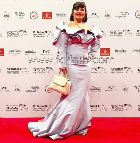 صور فنانات عربيات بإطلالات كارثية: هيفاء، يسرا، اليسا، أحلام ودنيا صورة رقم 8 صور فنانات عربيات بإطلالات كارثية: هيفاء، يسرا، اليسا، أحلام ودنيا صورة رقم 8