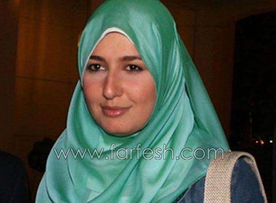 10 فنانين اعتزلوا لأسباب دينية: أحدهم أطلق لحيته وأخرى عادت للكنيسة صورة رقم 2 10 فنانين اعتزلوا لأسباب دينية: أحدهم أطلق لحيته وأخرى عادت للكنيسة صورة رقم 2