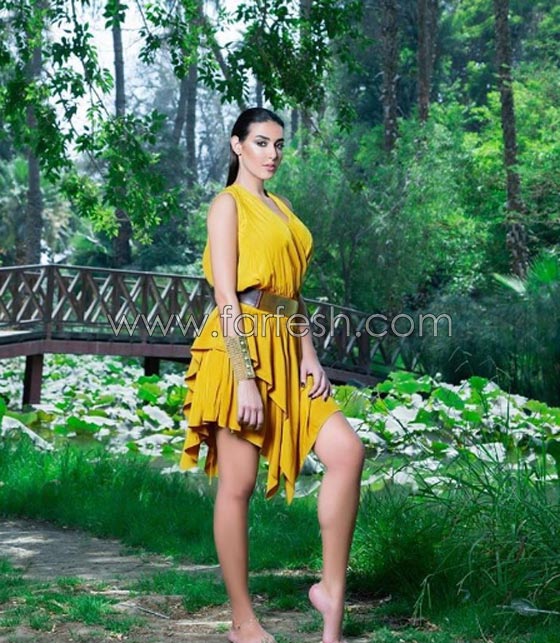 صور الفنانات في الصيف بملابس مكشوفة تفضح زيادة الوزن الصادمة! صورة رقم 12 صور الفنانات في الصيف بملابس مكشوفة تفضح زيادة الوزن الصادمة! صورة رقم 12