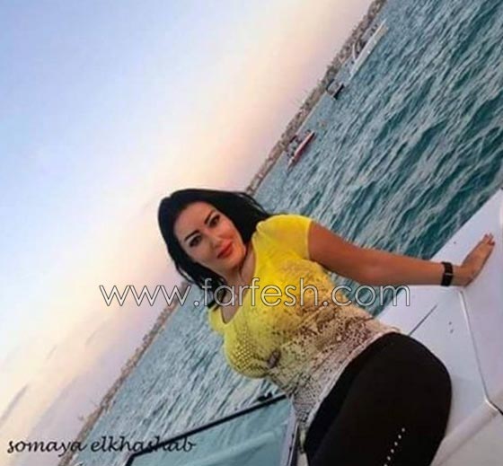 صور الفنانات في الصيف بملابس مكشوفة تفضح زيادة الوزن الصادمة! صورة رقم 2 صور الفنانات في الصيف بملابس مكشوفة تفضح زيادة الوزن الصادمة! صورة رقم 2