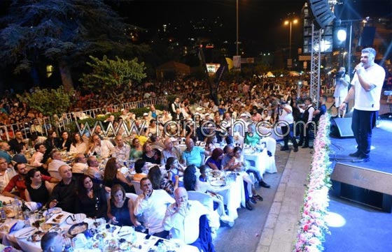 40 الفا حضروا الحفل السنوي للفنان فارس كرم في جزين.. صور صورة رقم 4 40 الفا حضروا الحفل السنوي للفنان فارس كرم في جزين.. صور صورة رقم 4