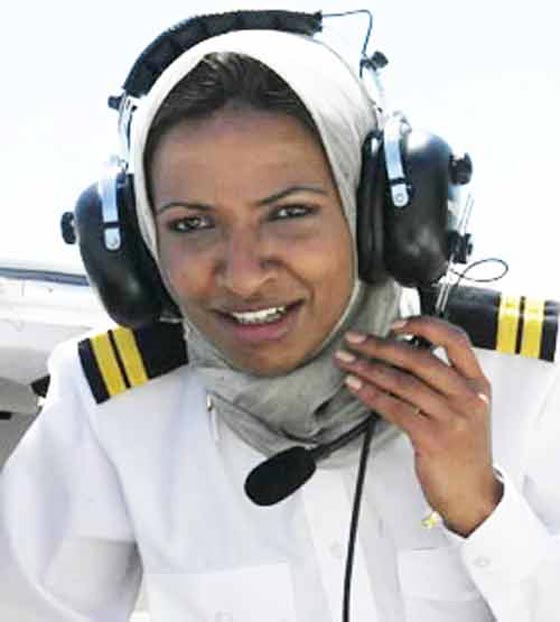 هنادي: اول كابتن طيار سعودية والقائدة ضمن اسطول الأمير الوليد صورة رقم 5
