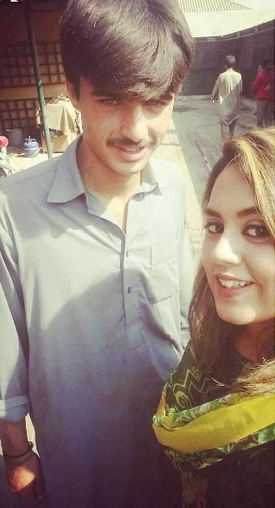 بائع الشاي الذي اشعل تويتر يستعد لتصوير اول مشهد تمثيلي له في دبي صورة رقم 4 بائع الشاي الذي اشعل تويتر يستعد لتصوير اول مشهد تمثيلي له في دبي صورة رقم 4