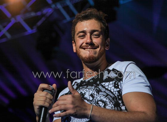 معجبتان بالنجم سعد المجرد تضربان الفرنسية التي اتهمته باغتصابها صورة رقم 15 معجبتان بالنجم سعد المجرد تضربان الفرنسية التي اتهمته باغتصابها صورة رقم 15