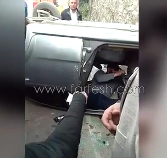 فيديو مثير: أحمد السقا يخاطر بحياته وينقذ فتاة انقلبت سيارتها صورة رقم 3 فيديو مثير: أحمد السقا يخاطر بحياته وينقذ فتاة انقلبت سيارتها صورة رقم 3
