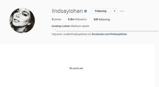 صور ليندسي لوهان ترتدي الحجاب ومعطف طويل تدّعم اعتناقها الإسلام صورة رقم 7 صور ليندسي لوهان ترتدي الحجاب ومعطف طويل تدّعم اعتناقها الإسلام صورة رقم 7