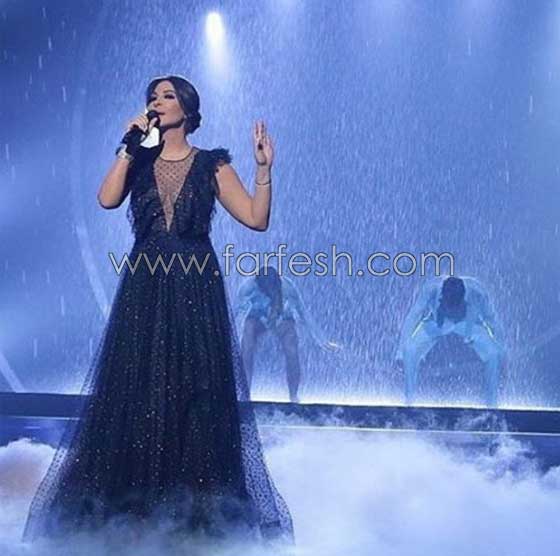 صور اليسا بـ 3 إطلالات ساحرة وخاتم خطوبتها يثير الفضول صورة رقم 8 صور اليسا بـ 3 إطلالات ساحرة وخاتم خطوبتها يثير الفضول صورة رقم 8
