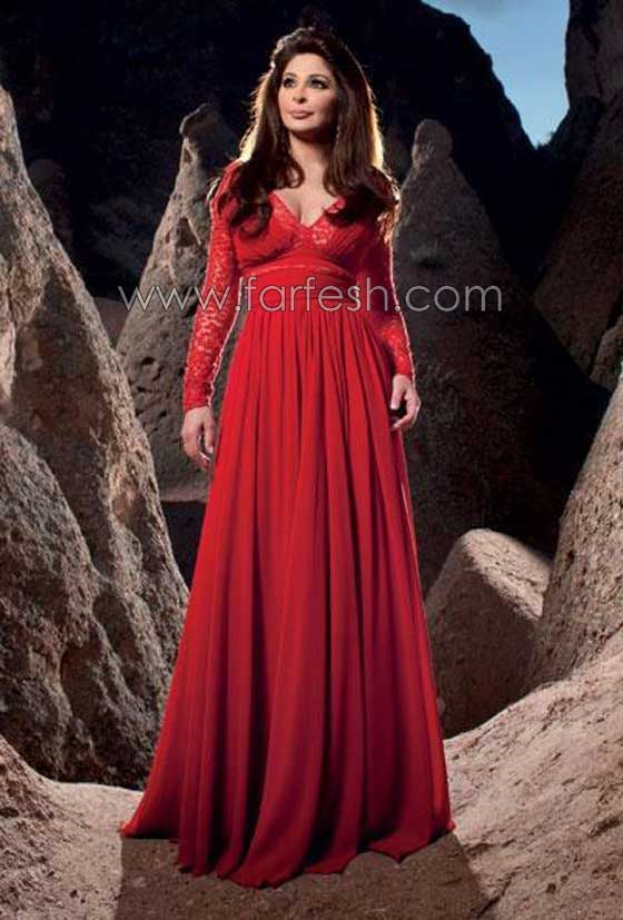 نجمات عربيات بالأحمر في شهر الحب صورة رقم 6