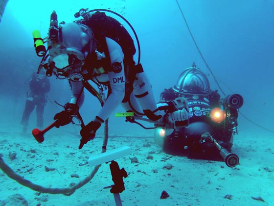 رواد فضاء يعيشون تحت الماء استعدادا لاقتحام العالم الخارجي.. فيديو صورة رقم 5