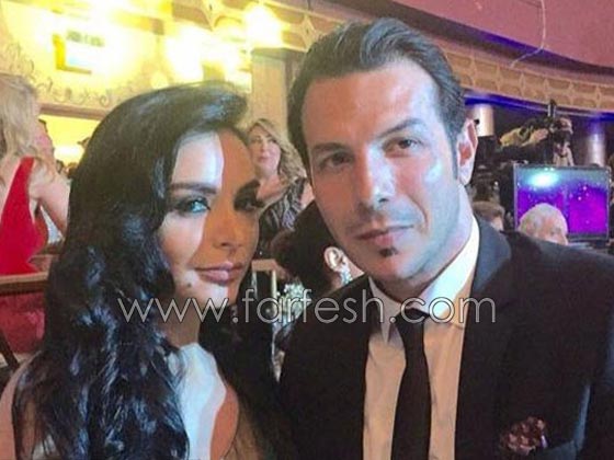 صور فنانين أحبوا معجباتهم وتكلل الحب بالزواج صورة رقم 1 صور فنانين أحبوا معجباتهم وتكلل الحب بالزواج صورة رقم 1