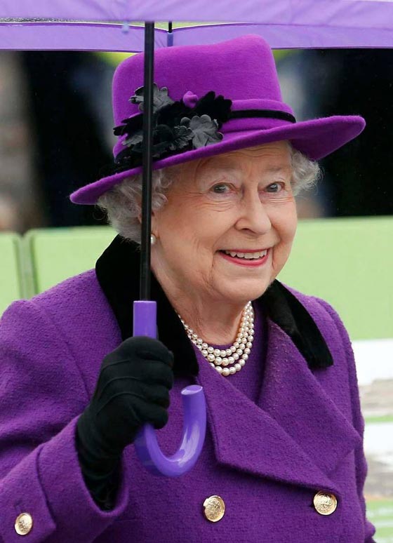 الملكة إليزابيث تحتفل بعيد ميلادها الـ93 مع عيد الفصح صورة رقم 11