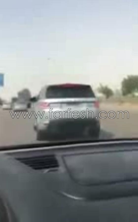 فيديو تامر حسني في سباق سرعة بسيارته مع سائق حاول تجاوزه! صورة رقم 3 فيديو تامر حسني في سباق سرعة بسيارته مع سائق حاول تجاوزه! صورة رقم 3