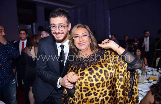 جمهور النجم المغربي سعد المجرد يهنئون نزهة الركراكي بيوم الأم العالمي صورة رقم 3 جمهور النجم المغربي سعد المجرد يهنئون نزهة الركراكي بيوم الأم العالمي صورة رقم 3