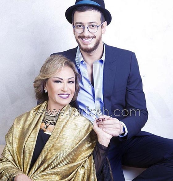 جمهور النجم المغربي سعد المجرد يهنئون نزهة الركراكي بيوم الأم العالمي صورة رقم 5 جمهور النجم المغربي سعد المجرد يهنئون نزهة الركراكي بيوم الأم العالمي صورة رقم 5