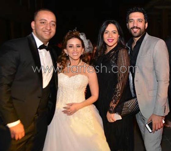 هل ايمي سمير غانم حامل؟ بطنها المنتفخة تظهر في صورها الجديدة! صورة رقم 5 هل ايمي سمير غانم حامل؟ بطنها المنتفخة تظهر في صورها الجديدة! صورة رقم 5