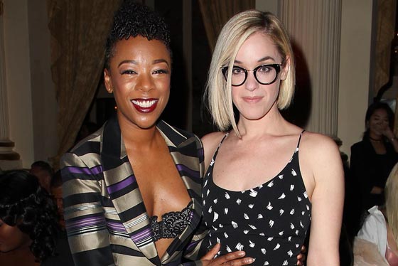 زواج الممثلة الامريكية سميرة ويلي من حبيبتها والعروستان ترتديان الابيض صورة رقم 8 زواج الممثلة الامريكية سميرة ويلي من حبيبتها والعروستان ترتديان الابيض صورة رقم 8