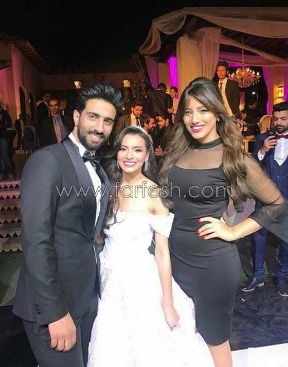صور مثيرة: 6 وصيفات محجبات في حفل زفاف كارمن سليمان صورة رقم 6 صور مثيرة: 6 وصيفات محجبات في حفل زفاف كارمن سليمان صورة رقم 6