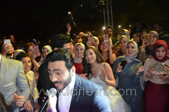 صور مثيرة: 6 وصيفات محجبات في حفل زفاف كارمن سليمان صورة رقم 8 صور مثيرة: 6 وصيفات محجبات في حفل زفاف كارمن سليمان صورة رقم 8