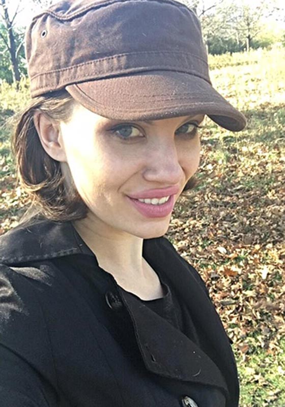 يخلق من الشبه اربعين.. ايهما انجلينا جولي الحقيقية؟! صورة رقم 5 يخلق من الشبه اربعين.. ايهما انجلينا جولي الحقيقية؟! صورة رقم 5