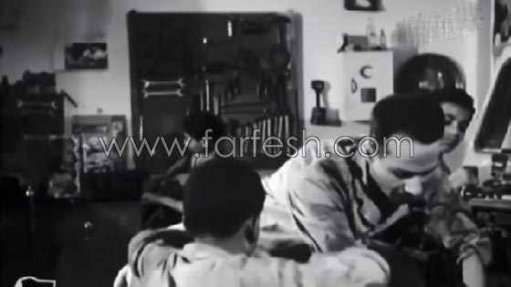 فيديو طريف للفنان احمد رمزي يقدم فكرة مبتكرة قبل 56 عاما تم تقليدها اليوم! صورة رقم 6 فيديو طريف للفنان احمد رمزي يقدم فكرة مبتكرة قبل 56 عاما تم تقليدها اليوم! صورة رقم 6