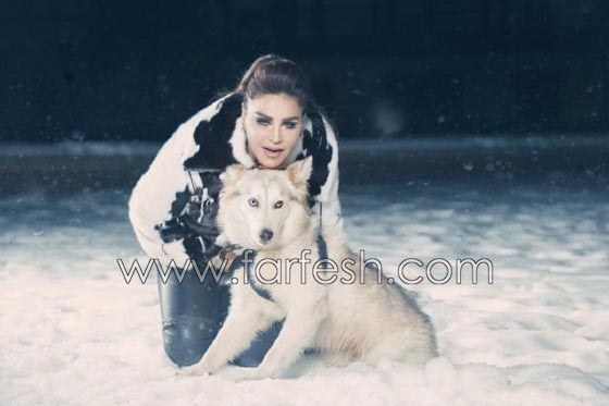 فيديو مضحك: الفنانة احلام تهرب من كلب ضخم قبل 21 عاما ولن تصدقوا كيف كان شكلها! صورة رقم 2 فيديو مضحك: الفنانة احلام تهرب من كلب ضخم قبل 21 عاما ولن تصدقوا كيف كان شكلها! صورة رقم 2