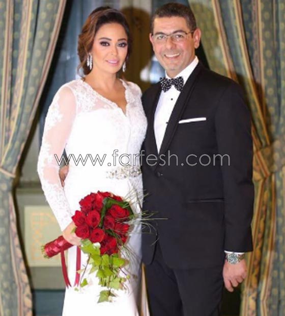 صور مشاهير دخلوا القفص الذهبي: أيهم تزوّج سرّاً وأيهم بثّ حفل زفافه؟ صورة رقم 4 صور مشاهير دخلوا القفص الذهبي: أيهم تزوّج سرّاً وأيهم بثّ حفل زفافه؟ صورة رقم 4