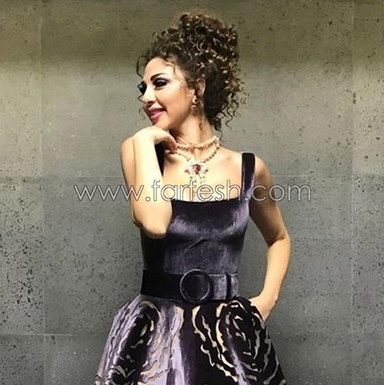 فيفي عبده تتحدى ميريام فارس وترتدي نفس فستانها.. ما الفرق؟ صورة رقم 4 فيفي عبده تتحدى ميريام فارس وترتدي نفس فستانها.. ما الفرق؟ صورة رقم 4