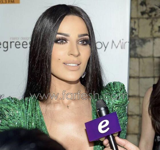 صور نادين نجيم ترتدي نفس فستان سيلين ديون.. أيهما أجمل؟ صورة رقم 3 صور نادين نجيم ترتدي نفس فستان سيلين ديون.. أيهما أجمل؟ صورة رقم 3