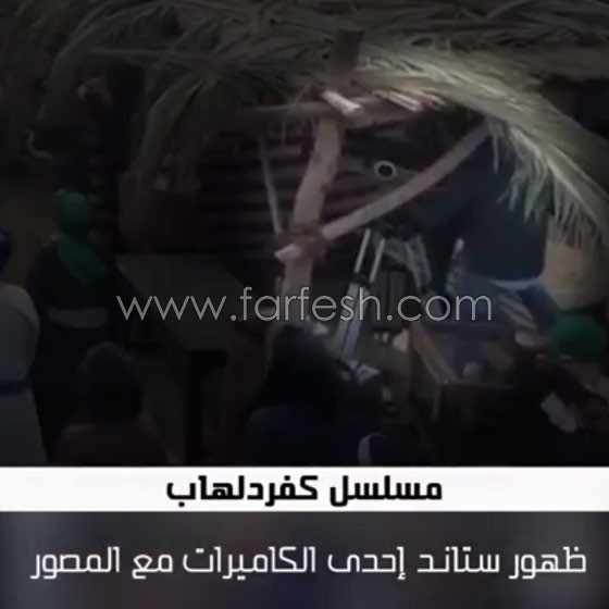 في أحد المشاهد ممثل يدخن السيجارة بالمقلوب.. مجموعة من أبرز أخطاء مسلسلات رمضان 2017 صورة رقم 3 في أحد المشاهد ممثل يدخن السيجارة بالمقلوب.. مجموعة من أبرز أخطاء مسلسلات رمضان 2017 صورة رقم 3