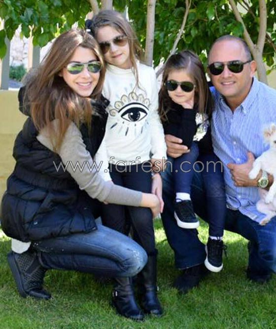 صور ابنتا نانسي عجرم باطلالة على الموضة مع والدهما.. تنافسان عارضات الازياء! صورة رقم 2 صور ابنتا نانسي عجرم باطلالة على الموضة مع والدهما.. تنافسان عارضات الازياء! صورة رقم 2