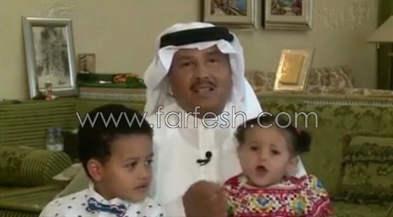 ابنة محمد عبده الطفلة عالية تغني بعفوية على الهواء في لقاء لوالدها صورة رقم 3 ابنة محمد عبده الطفلة عالية تغني بعفوية على الهواء في لقاء لوالدها صورة رقم 3