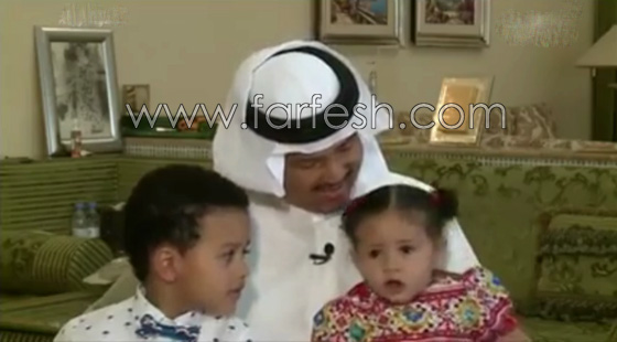ابنة محمد عبده الطفلة عالية تغني بعفوية على الهواء في لقاء لوالدها صورة رقم 4 ابنة محمد عبده الطفلة عالية تغني بعفوية على الهواء في لقاء لوالدها صورة رقم 4